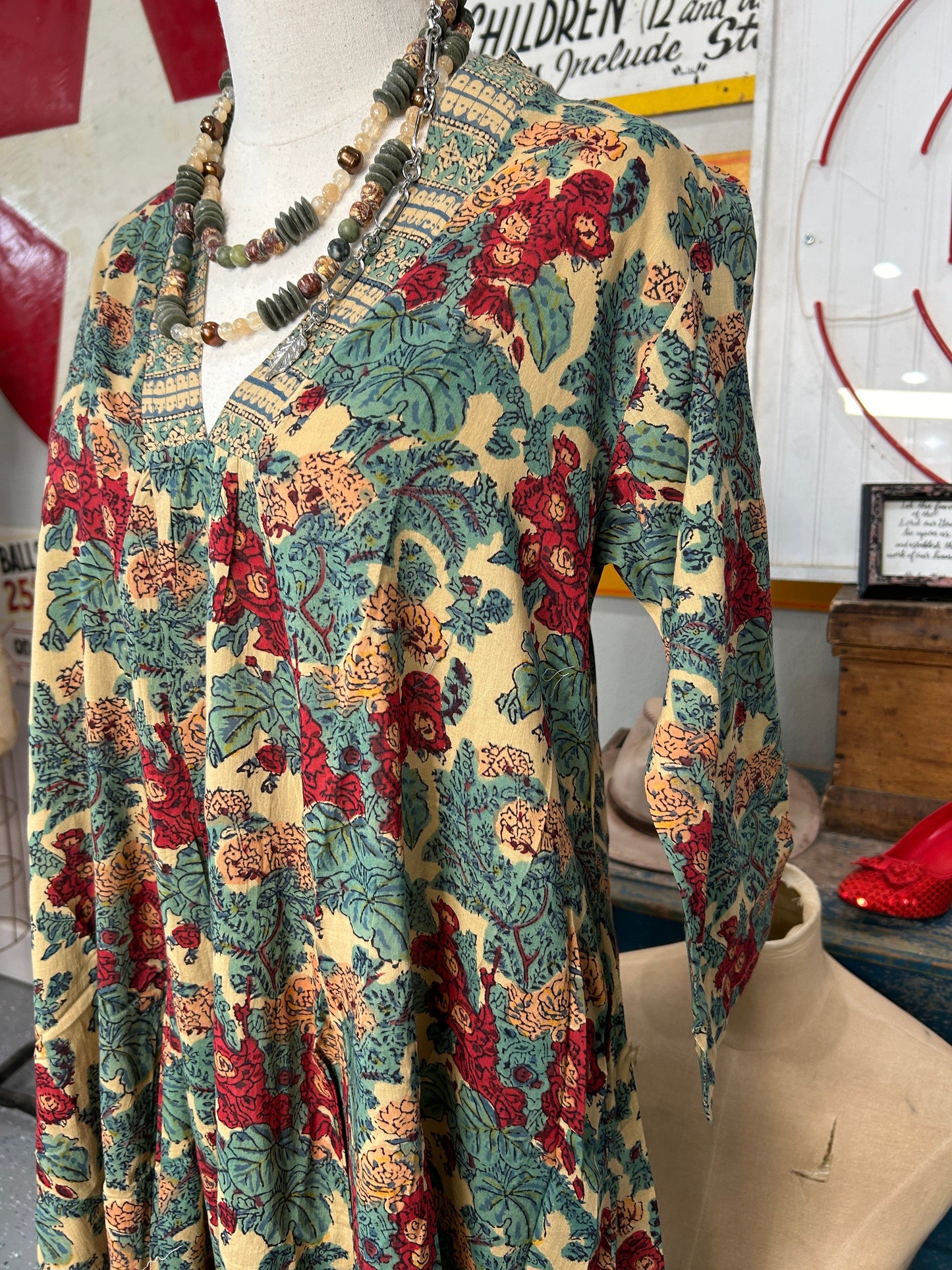 FINAL SALE Flower Bouquet Cotton Dress (BEIGE)