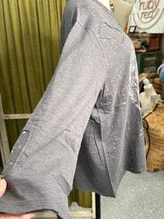 FINAL SALE Paper Lace - Howl at the Moon Top (Grey)