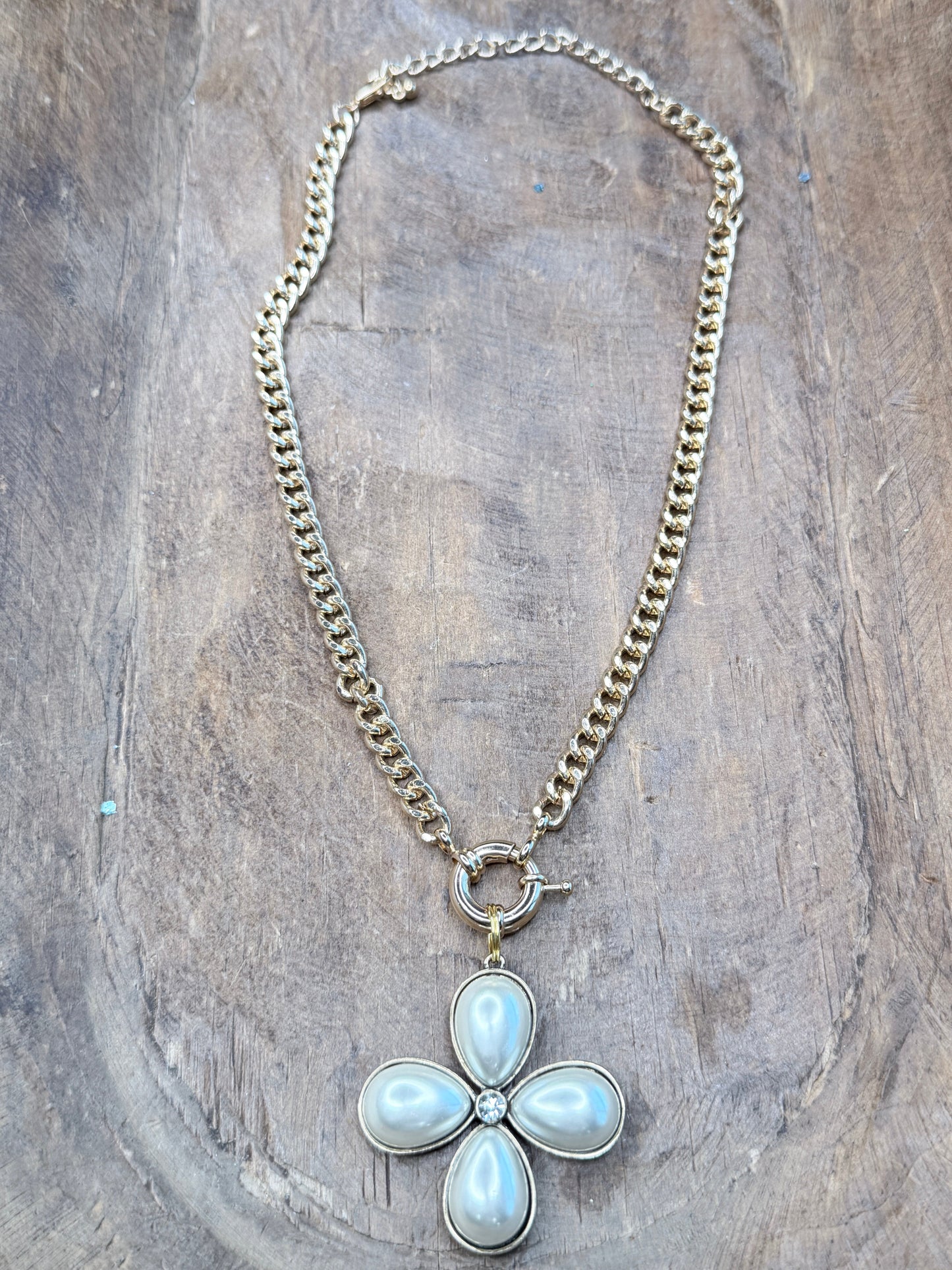 Golden Pearl Clover Necklace
