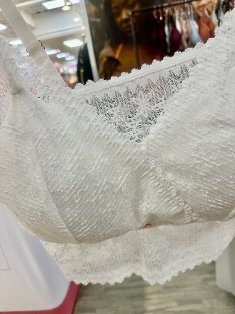 JadyK- Skye Lace Bralette (WHITE)