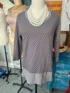FINAL SALE! Paper Lace-Polka Dot Print Long Sleeve Top (Grey)