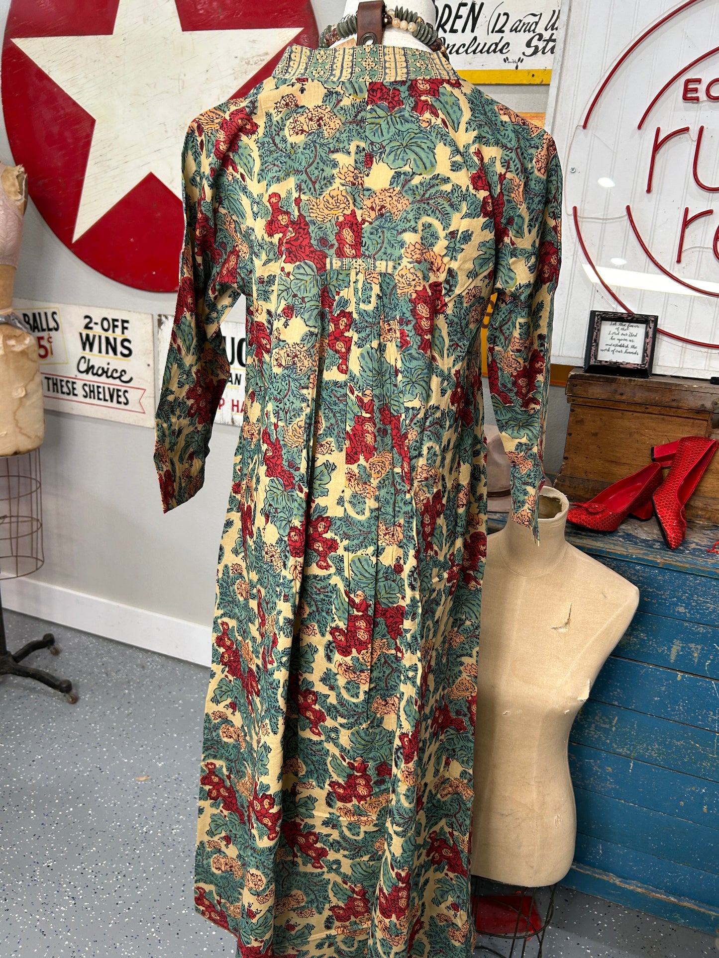 FINAL SALE Flower Bouquet Cotton Dress (BEIGE)