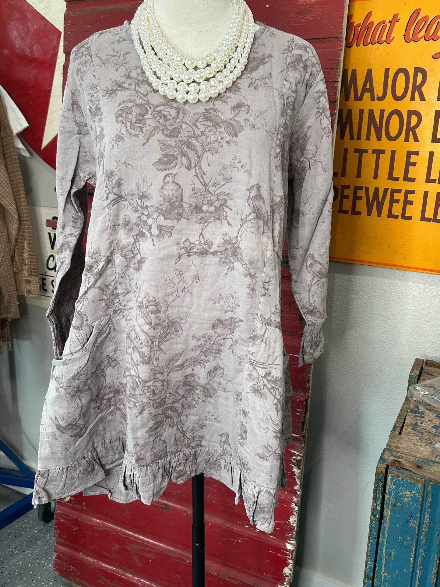 FINAL SALE Paper Lace-Vintage Dual Pocket Tunic (Lilac)