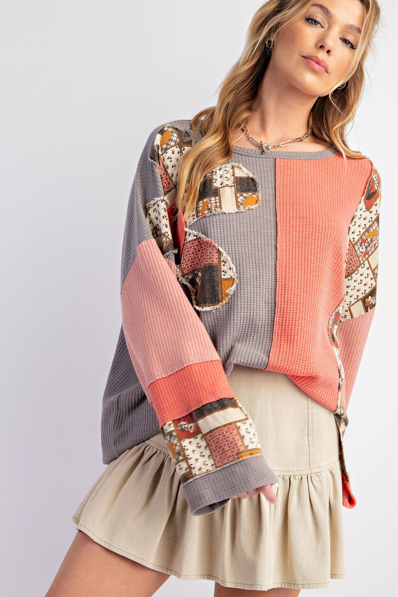 Easel- Mineral Wash Color Block Top (Coral Combo)