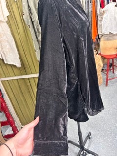 FINAL SALE Paper Lace- Long Sleeve Velvet Dress/Tunic (Black)