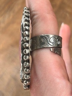 Tibetan Silver Mother of Pearl Ring (Pink) A