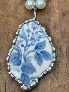 Soldered Porcelain Pendant Necklace (Blue and White) A