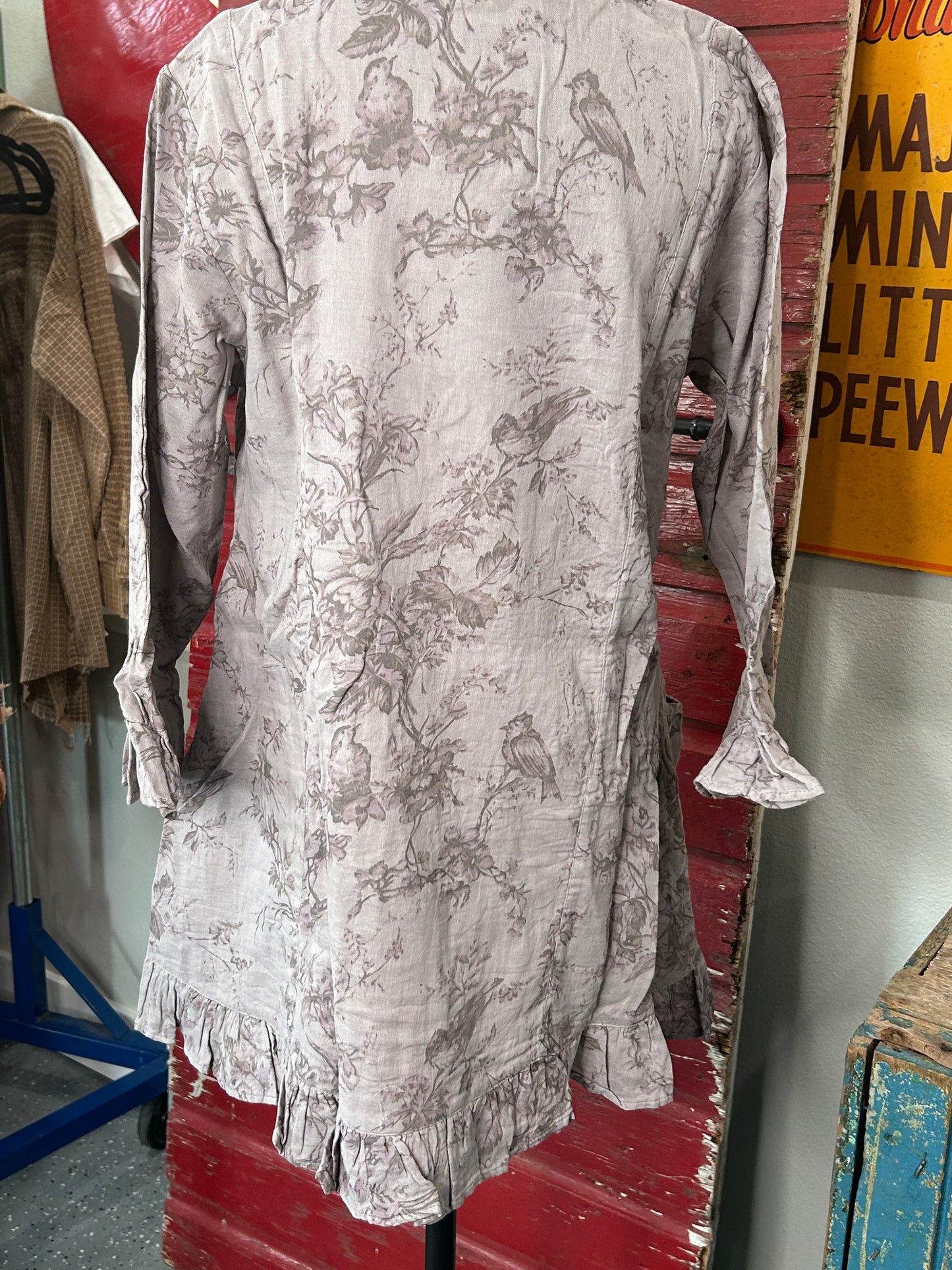 FINAL SALE Paper Lace-Vintage Dual Pocket Tunic (Lilac)