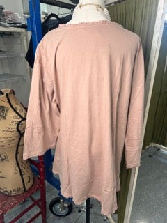 FINAL SALE Paper Lace-Ruffle Hem Quarter Sleeve Top (Tea Rose)