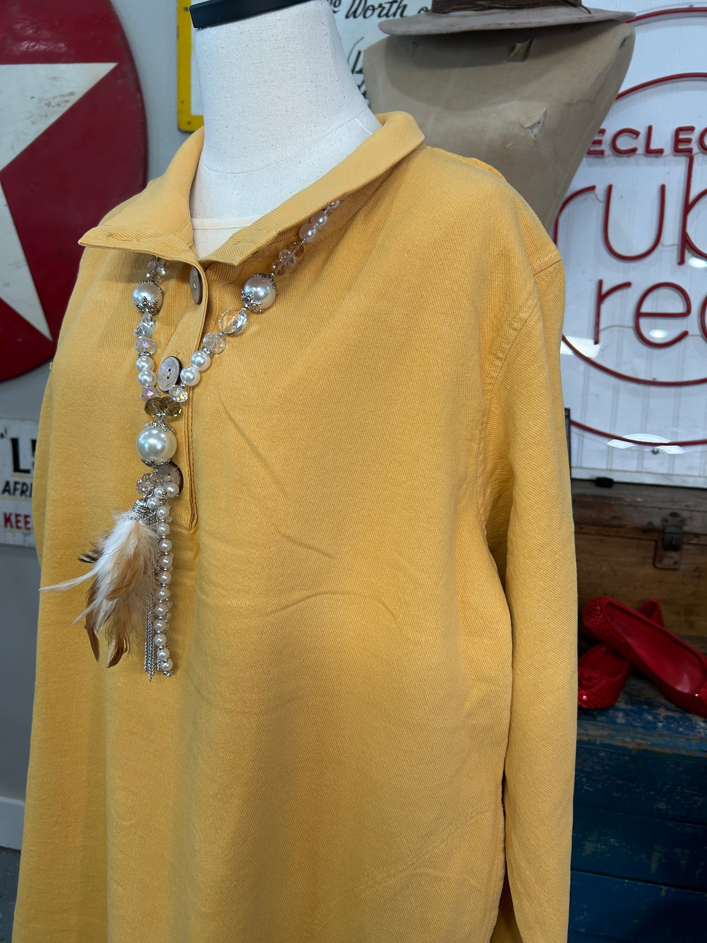 Four Button Top (Dijon)