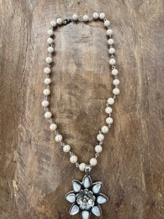 Tibetan Silver Mother of Pearl Flower Necklace