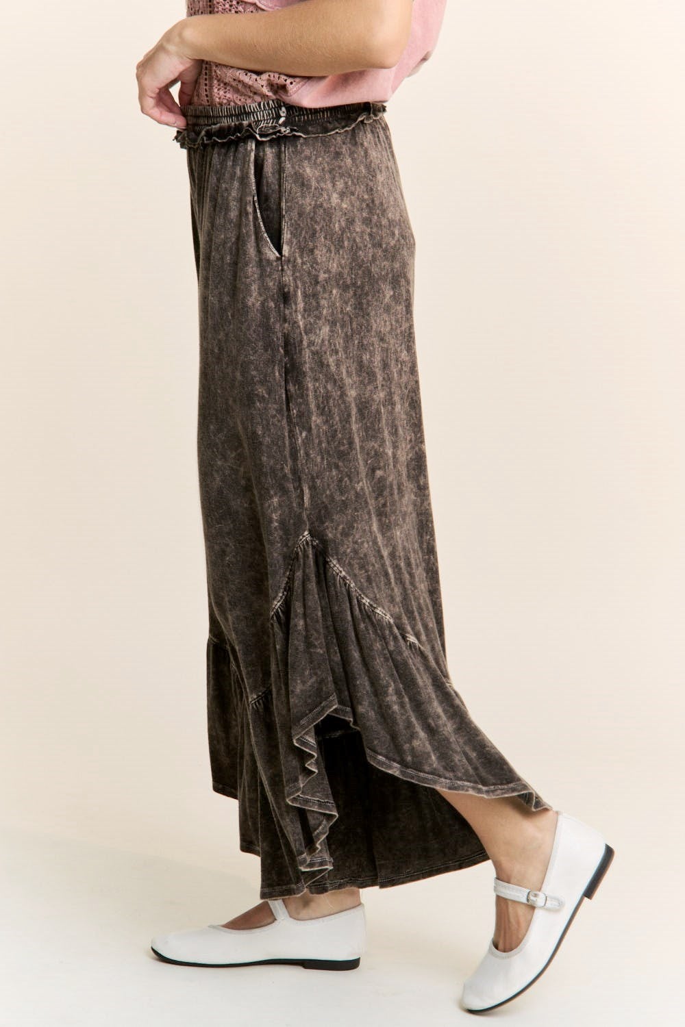 J. Her- Mineral Wash Big Ruffle Pants (Black)