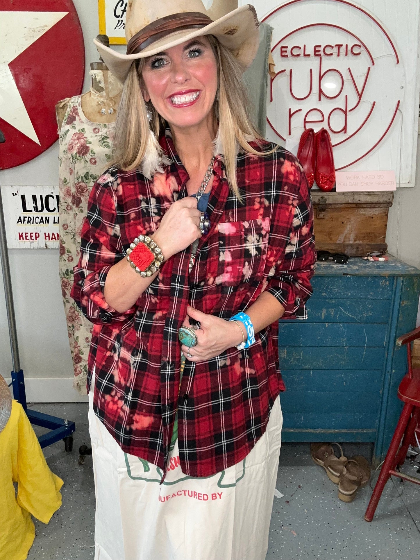 Jaded Gypsy- Early Morning Walk Flannel (Red/Black)