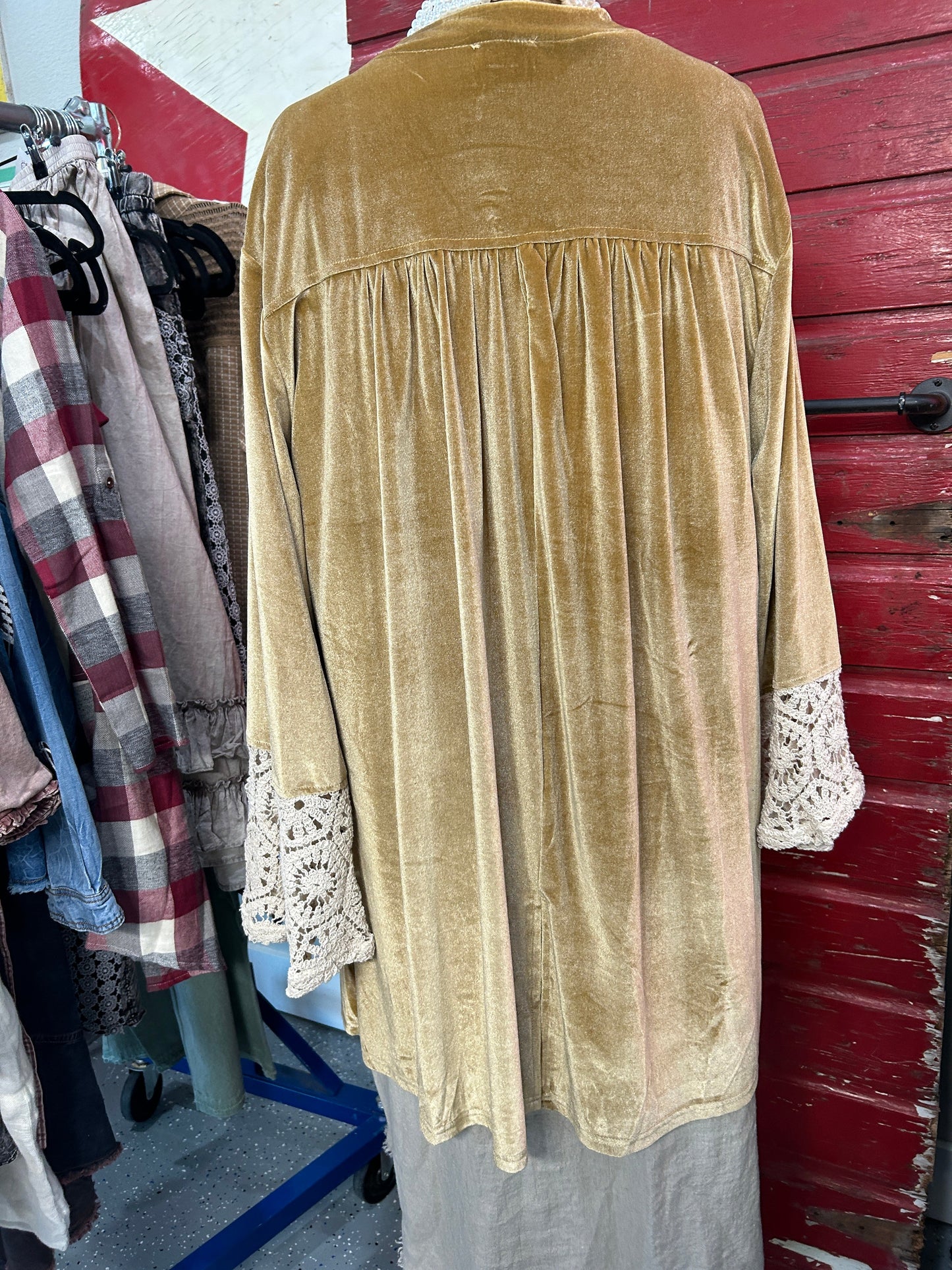 POL VELVET EMBROIDERED KIMONO