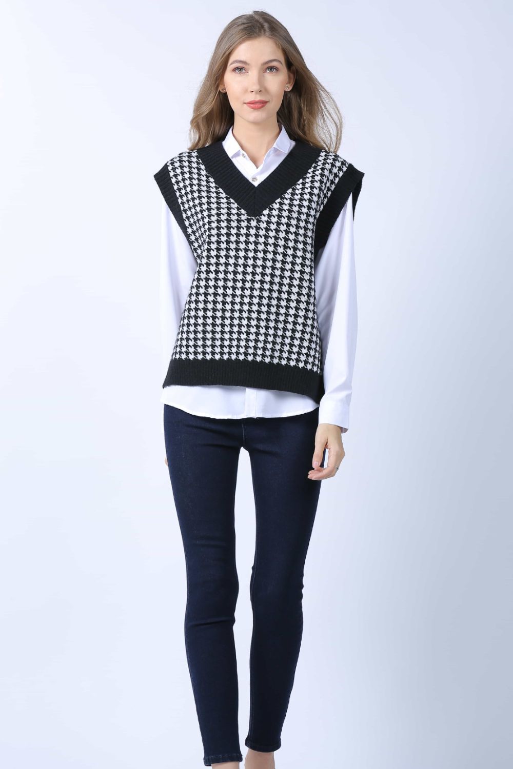 Houndstooth V-Neck Capped Sleeve Knit Vest