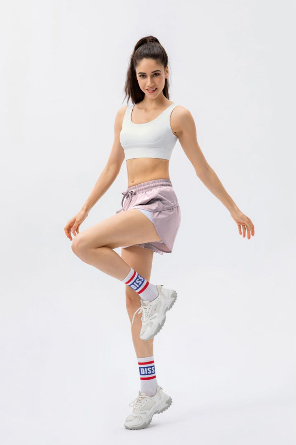 Breathable Crisscross Back Scoop Neck Sports Bra