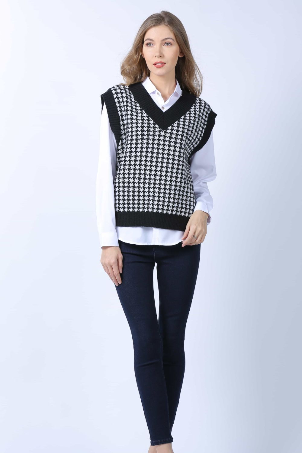 Houndstooth V-Neck Capped Sleeve Knit Vest