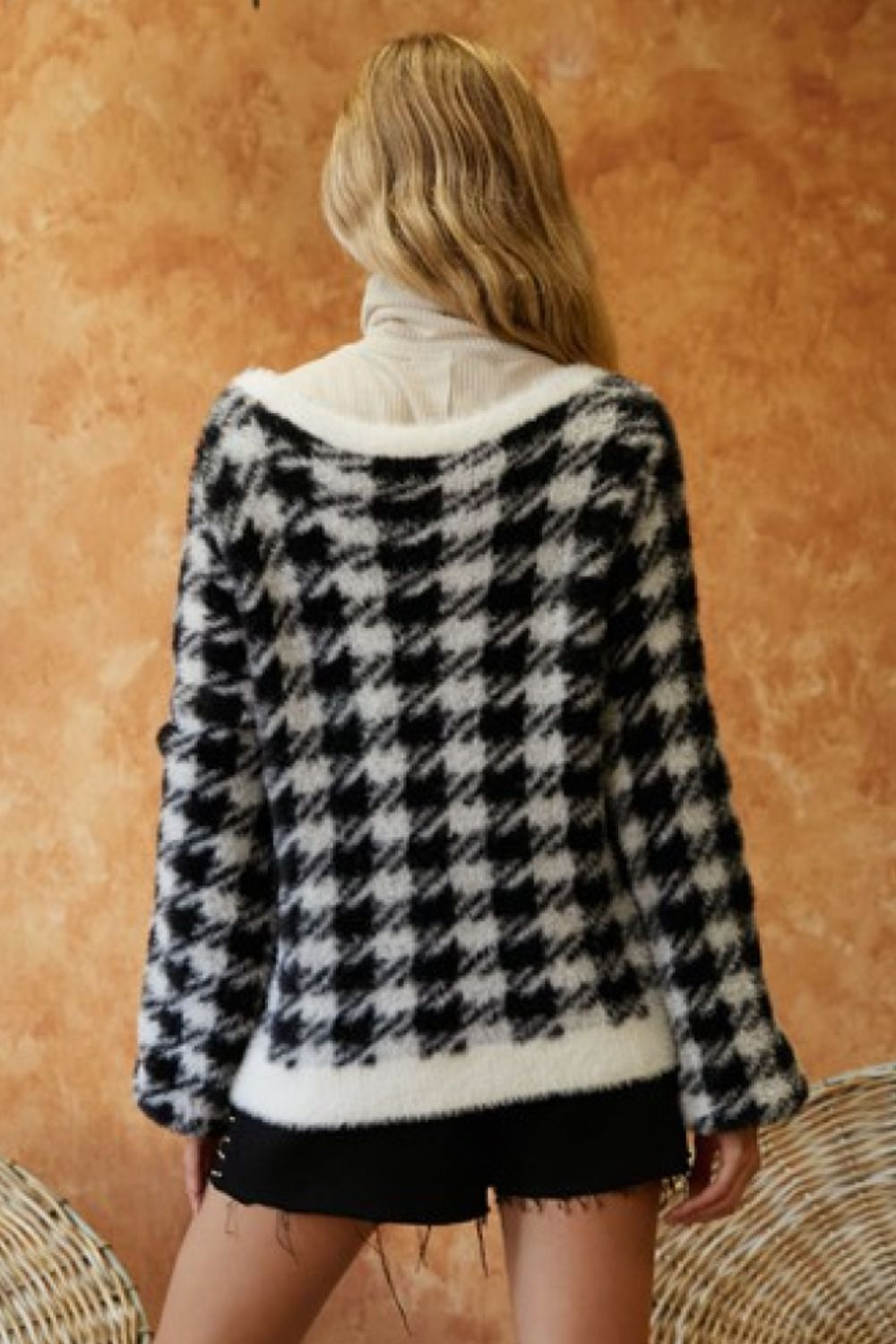 Davi & Dani Houndstooth Button Down Cardigan