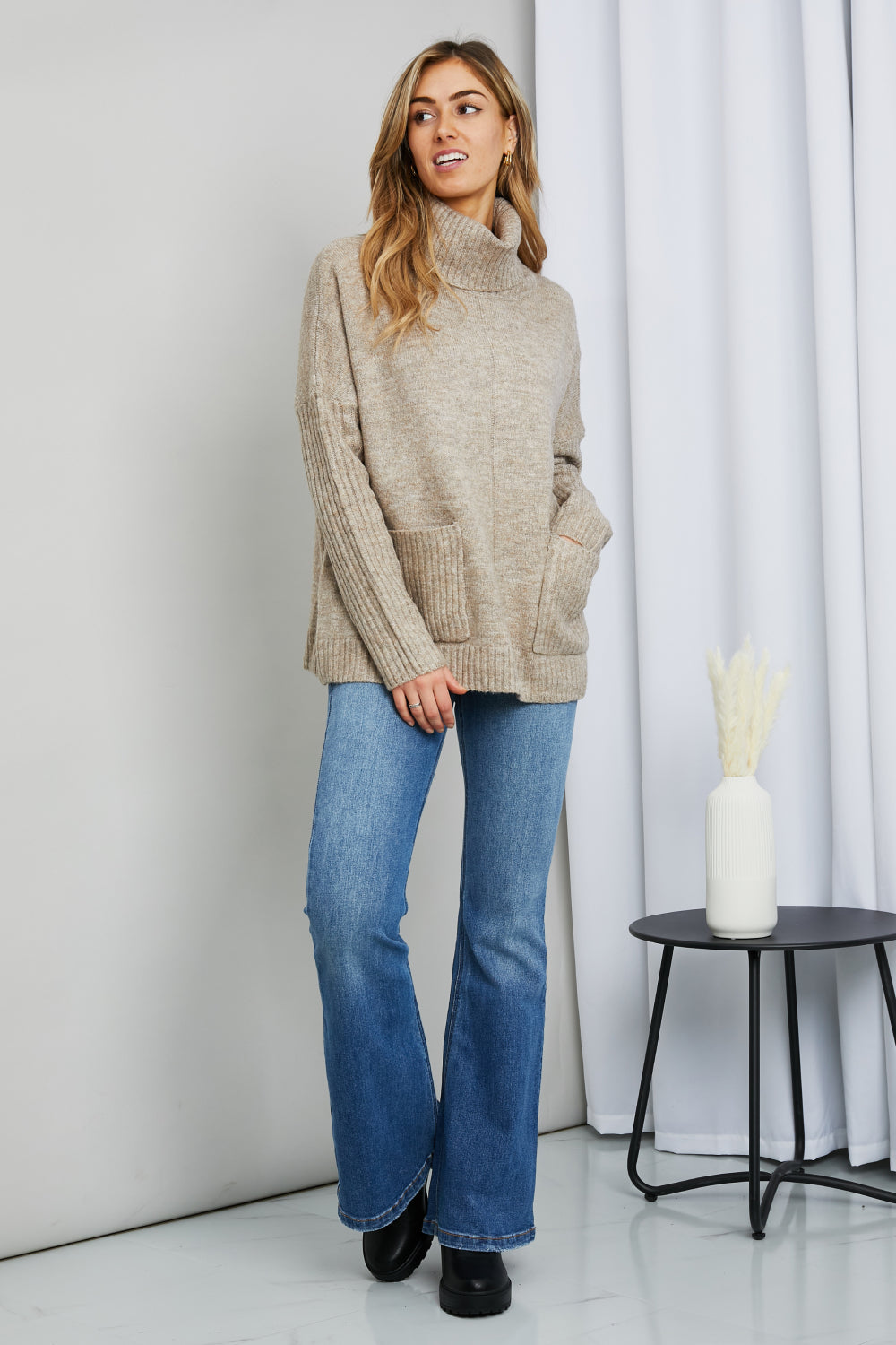 Very J Center Seam Turtleneck Sweater with Pockets