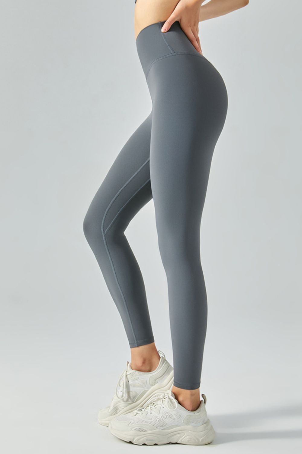 Breathable Yoga Leggings with Hidden Pocket