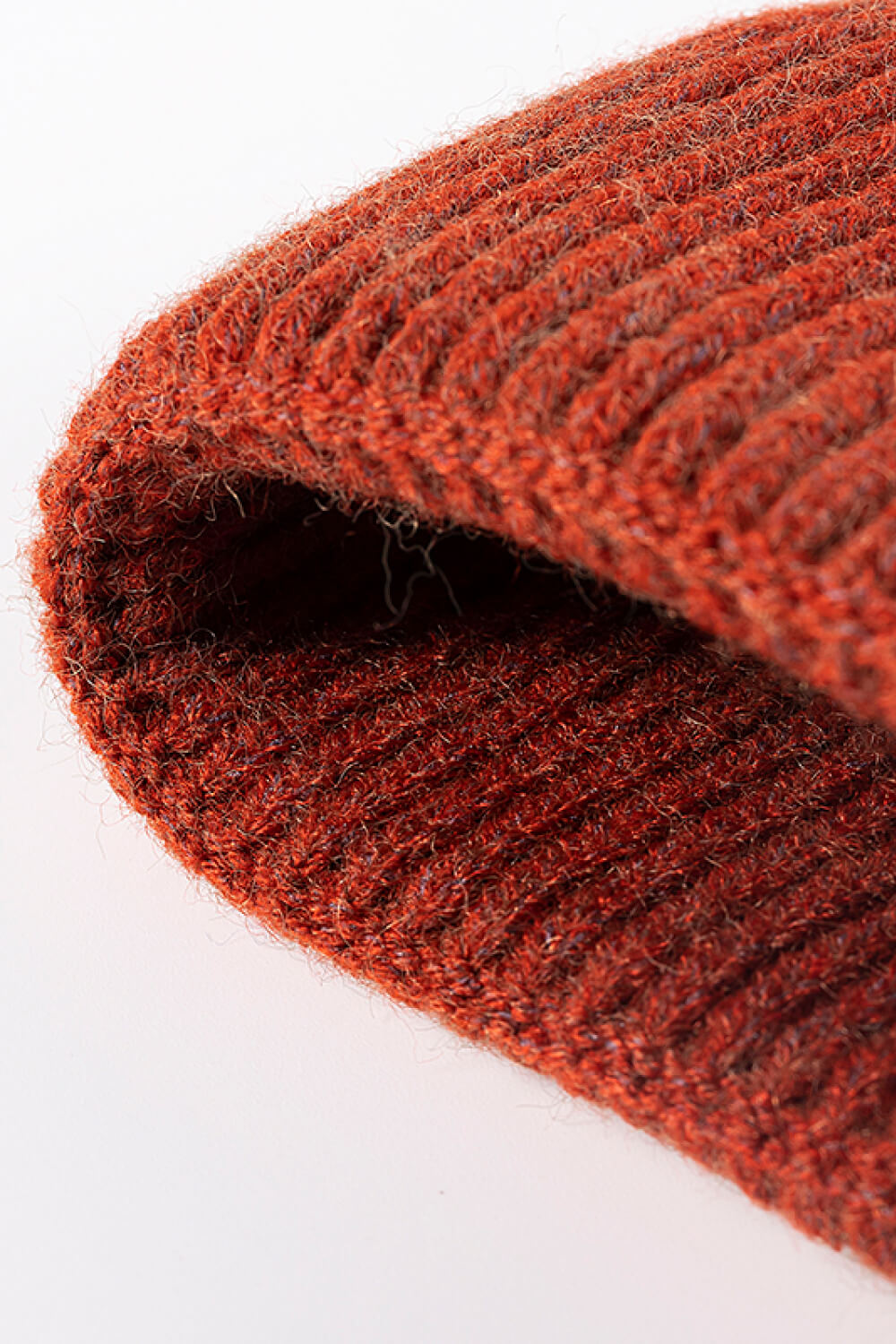 LOT #206 - NEWYORK Patch Rib-Knit Cuffed Beanie