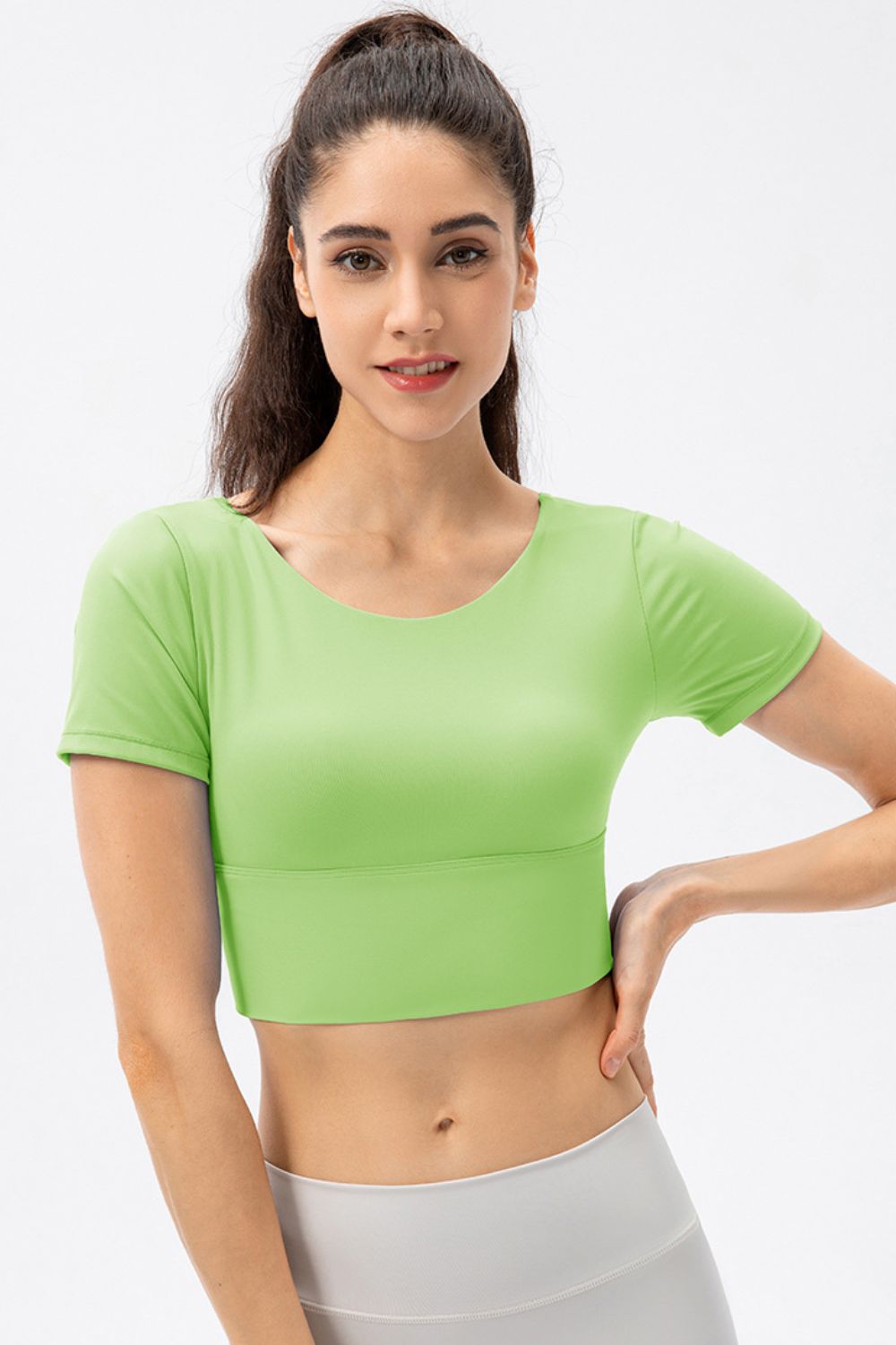 Cutout Twisted Cropped Active T-Shirt