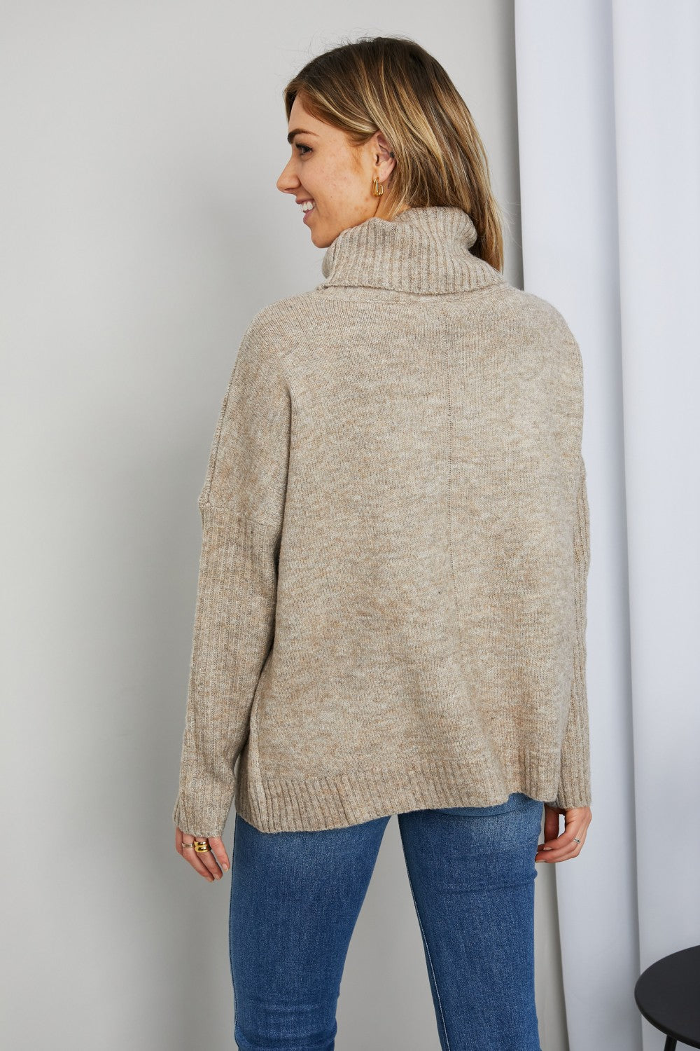 Very J Center Seam Turtleneck Sweater with Pockets